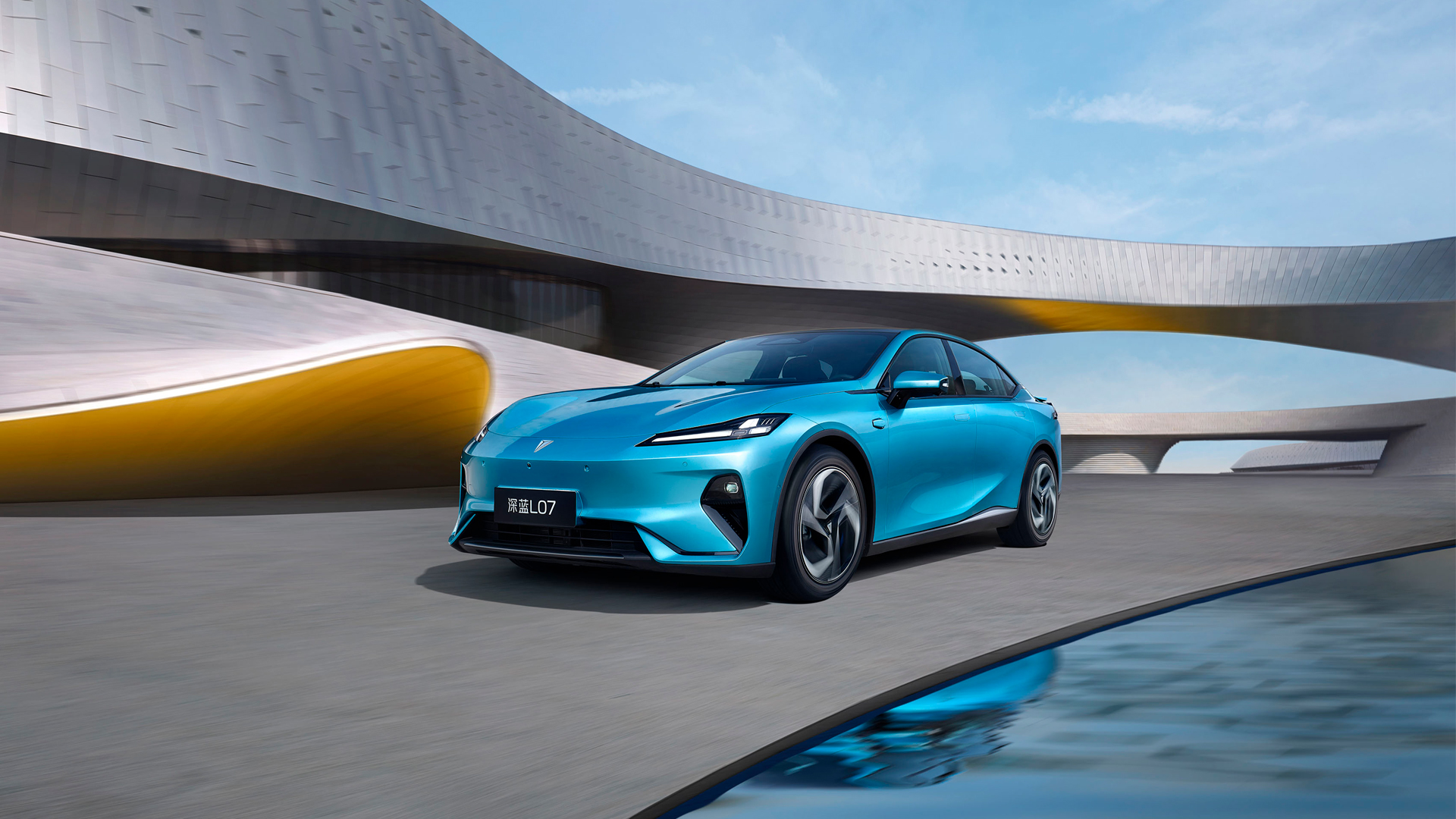 Электромобили Deepal L07 из Китая